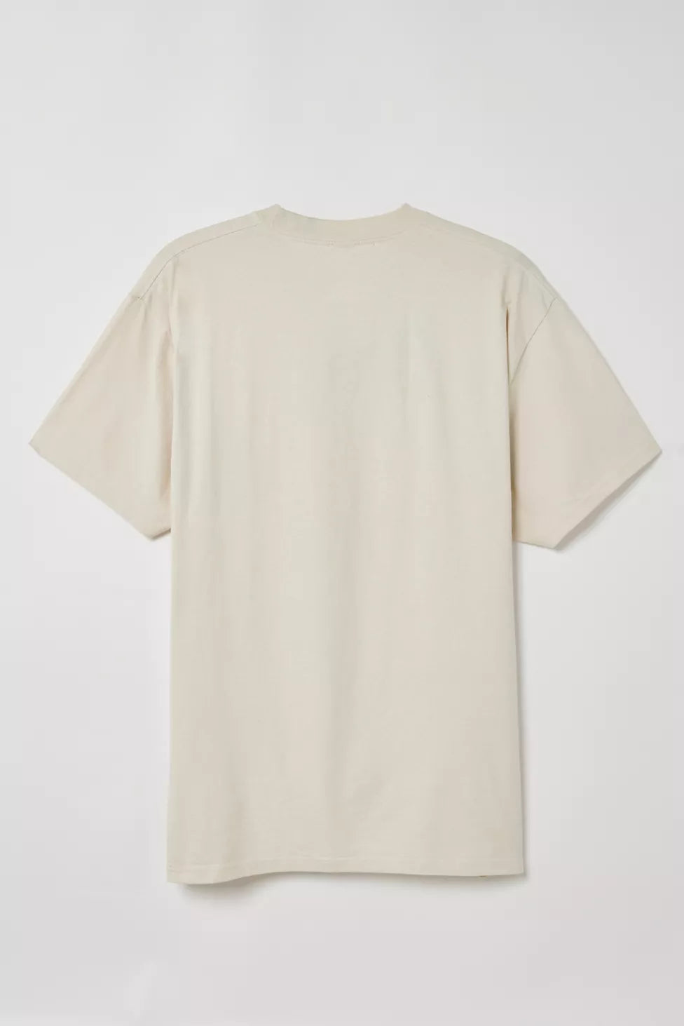 RavieB x UO - T-Shirt